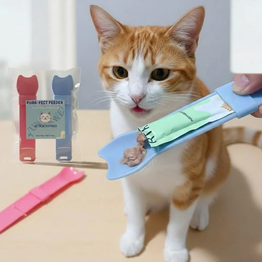 Cat Treat Squeeze Spoon Dispenser for Easy Feeding